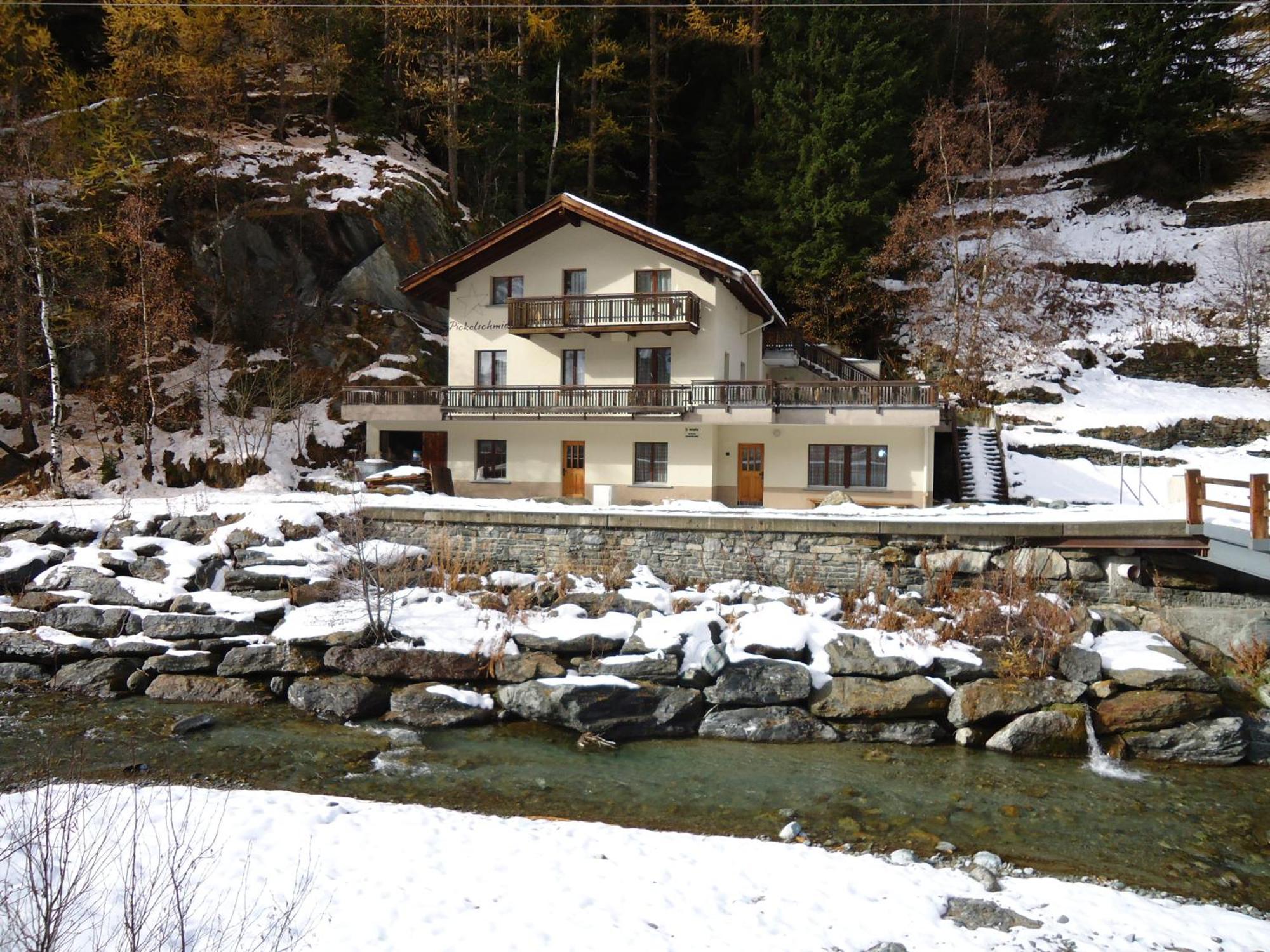Haus Pickelschmiede Appartement Saas-Grund Buitenkant foto