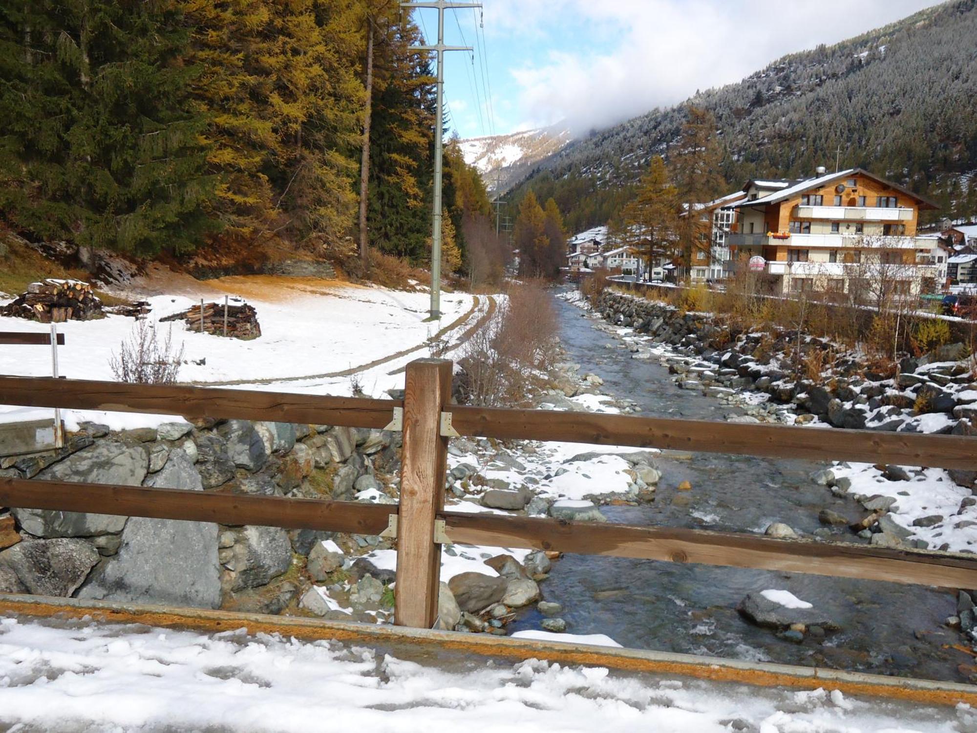 Haus Pickelschmiede Appartement Saas-Grund Buitenkant foto